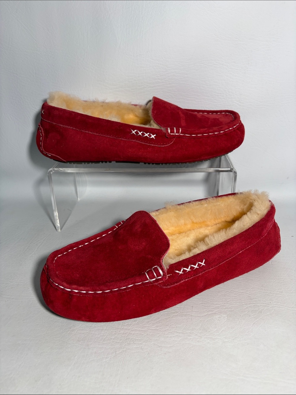 Red Wing Shoes NEW NO BOX Bella Moccasin Slippers Size 11 Red Suede Shearling
